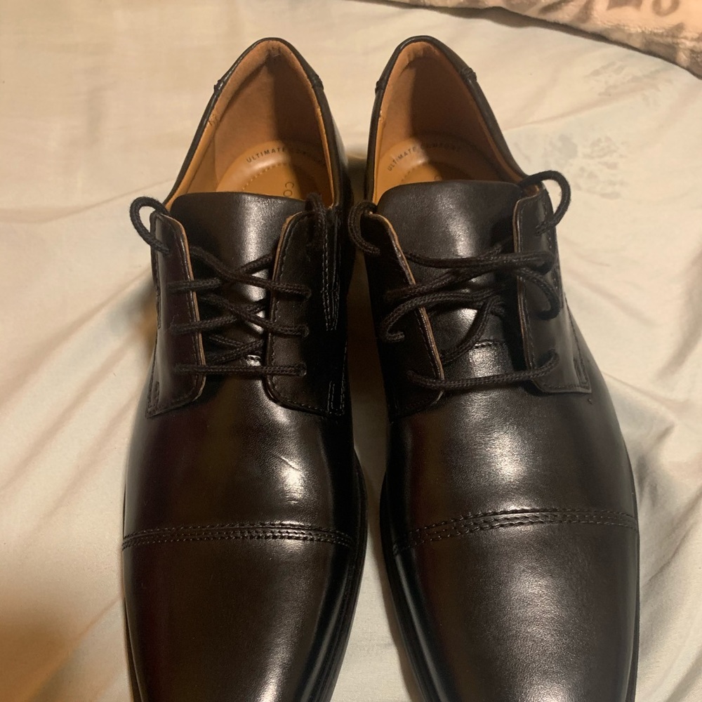Men Clarks Dress Shoes Collection Ultimate Comfort - Picture 2 of 6